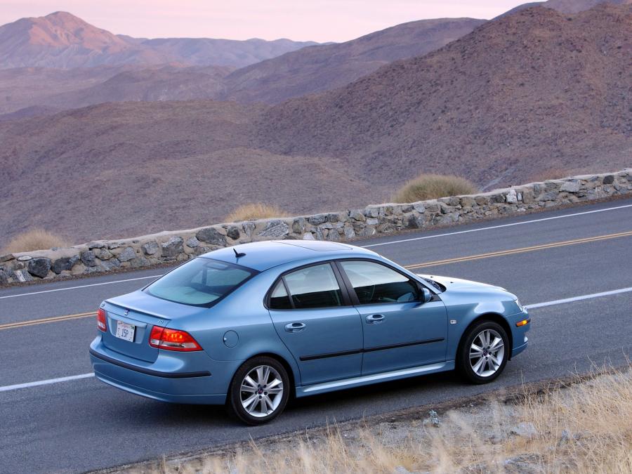  Saab 9-3 Sport Sedan 2002 года  (US) (фото 7 из 11)